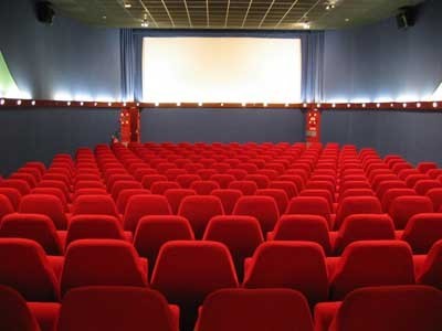 Cinema .. aux fauteuils rouges ..